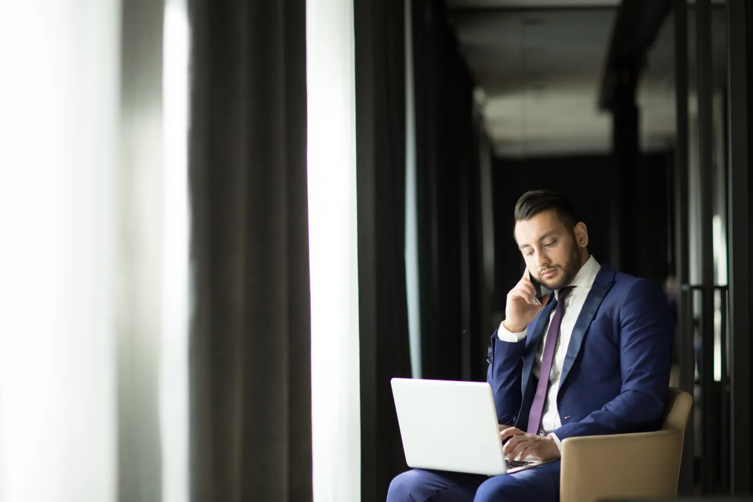 Why Trucking Companies Partner With Freight Brokers - Freight Brokerage, Freight Agents & LTL Freight Shipping Who is a freight Broker